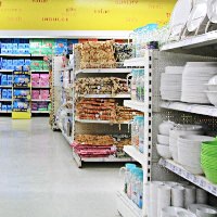 スーパーの店内