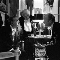 フォード大統領とご会談される昭和天皇