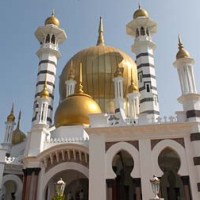 クアラカンサーのウブディアモスク