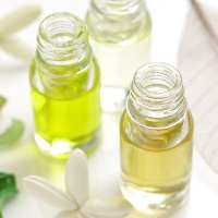 エッセンシャルオイル